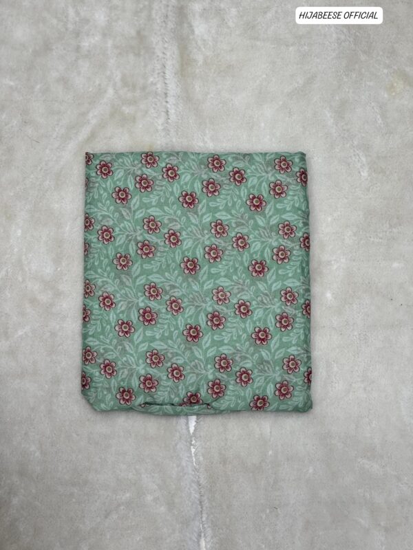 PRINTED NAMAZ CHADDAR WITH SLEEVES - Image 4
