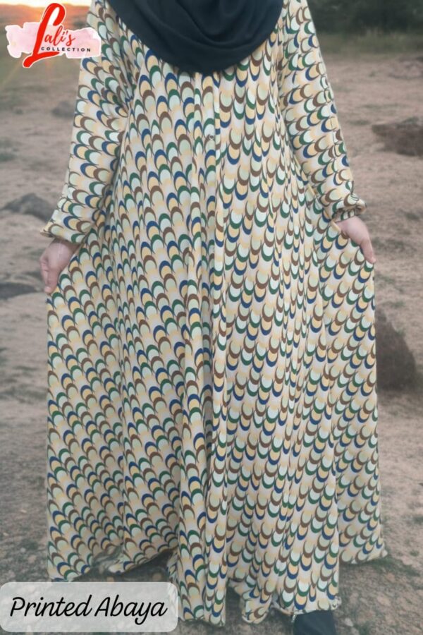 Front Open Printed Abaya - Image 9